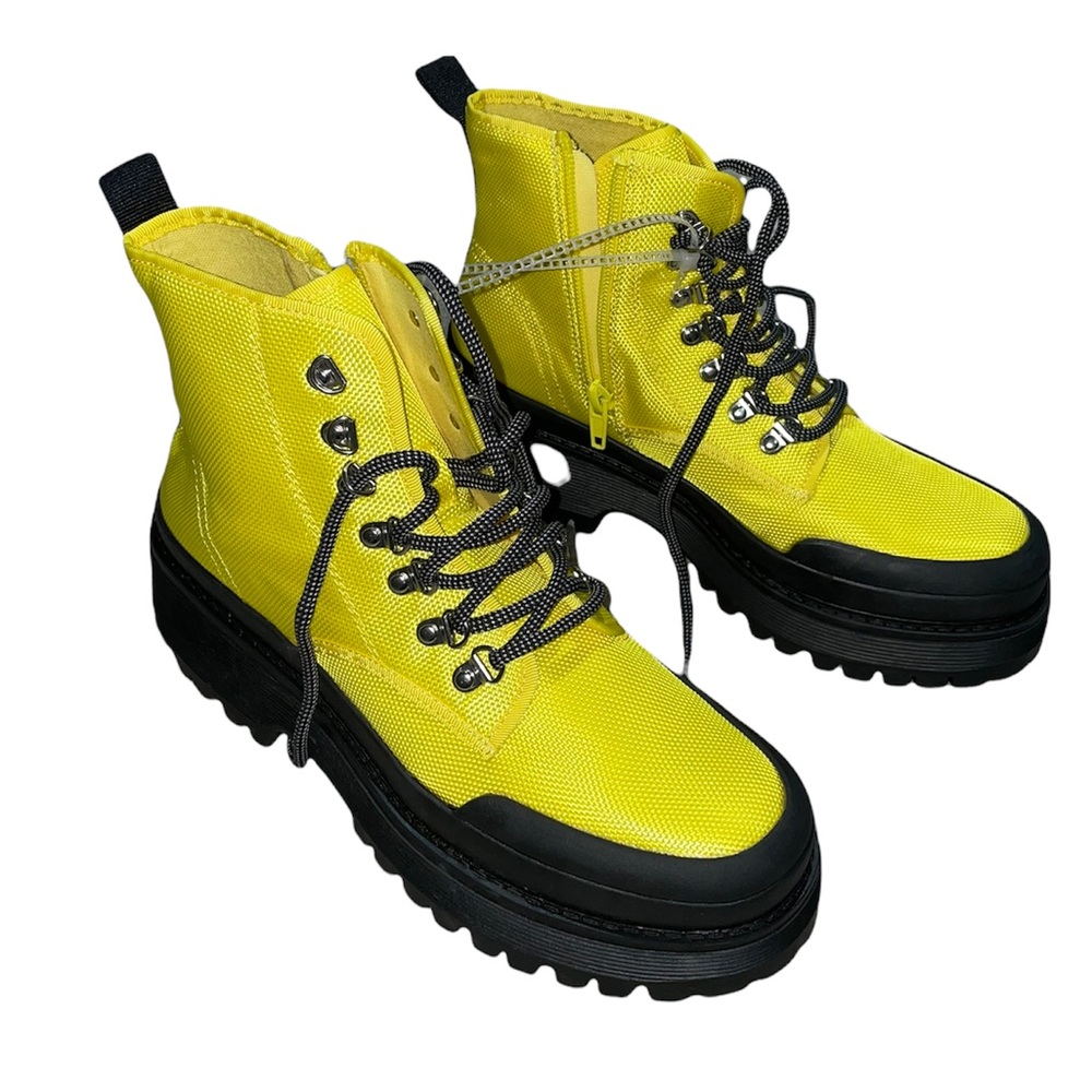 NEW Steve Madden Timbor Lace Up Bootie Yellow SZ-8